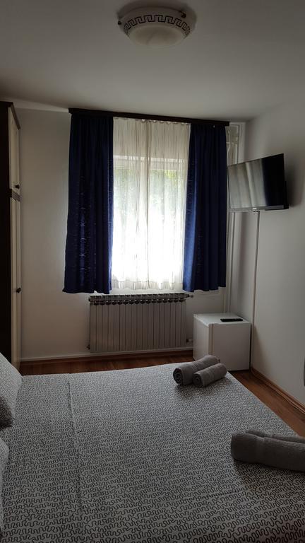 Guest House Jole Ровинь Экстерьер фото