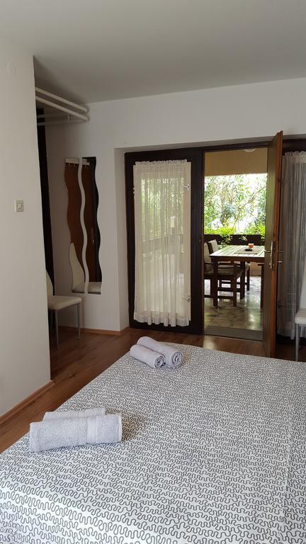 Guest House Jole Ровинь Экстерьер фото